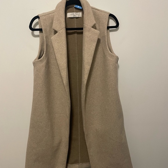 Love Tree Sleeveless Vest in Small - Picture 6 of 9